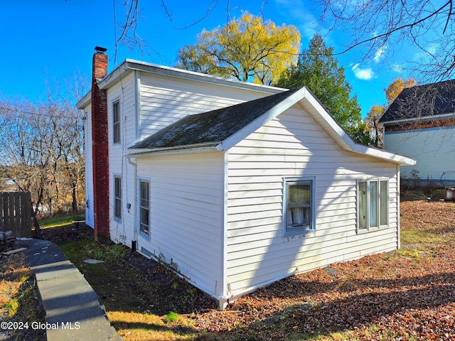 view of side of property