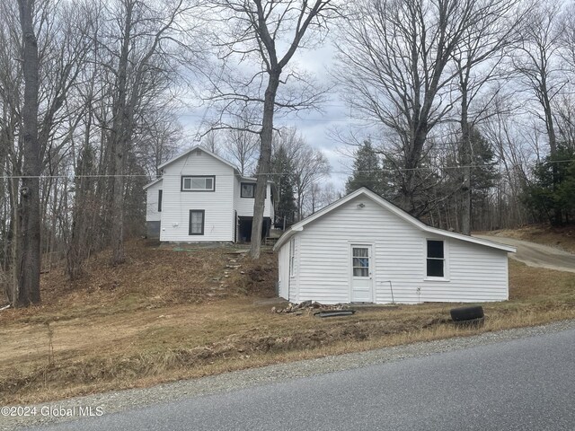 261 Fox Hill Rd, Edinburg, NY 12134 - view of side of home