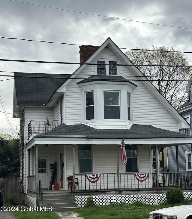 view of front of house