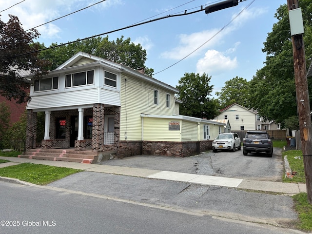 119 Church St, Saratoga Springs, Inside, NY 12866 - photo 1