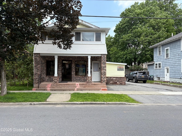 119 Church St, Saratoga Springs, Inside, NY 12866 - photo 2