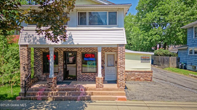 119 Church St, Saratoga Springs, Inside, NY 12866 - photo 11