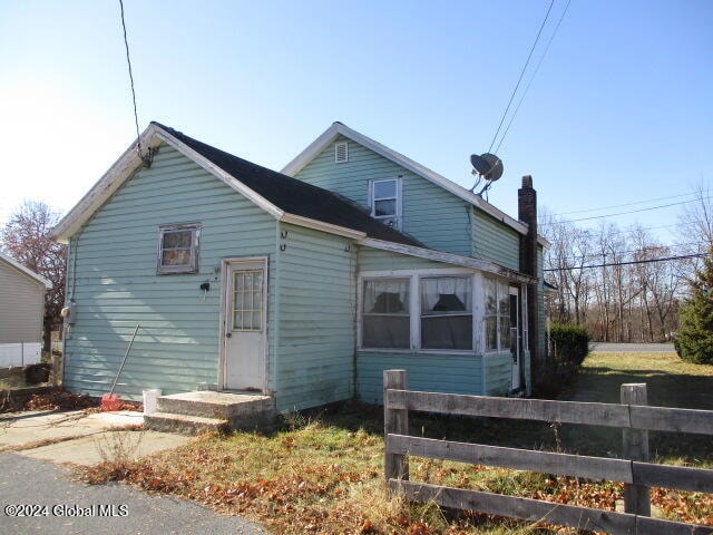 view of rear view of house