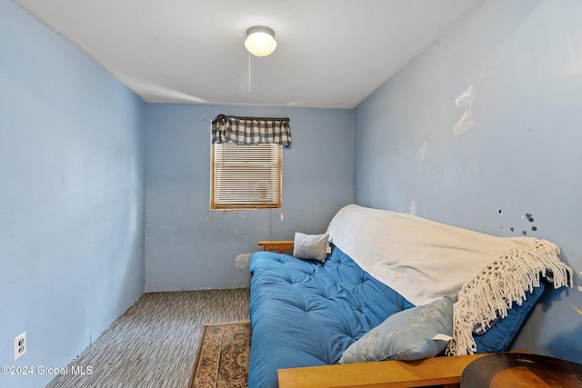 bedroom featuring carpet flooring