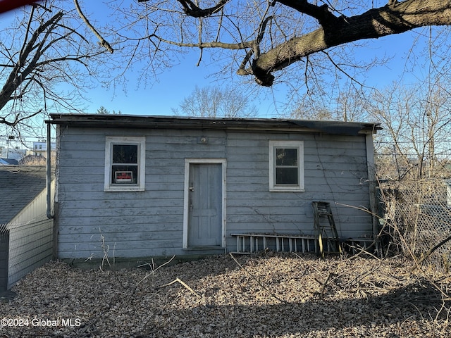 view of outbuilding