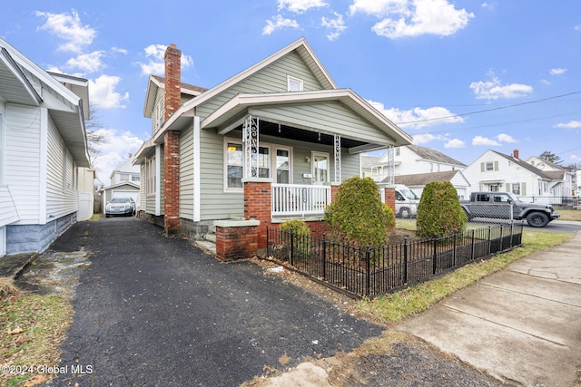 bungalow featuring covered porch