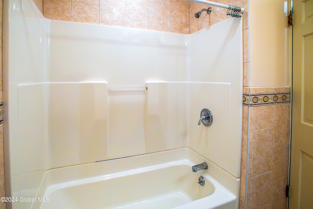 bathroom featuring shower / bath combination