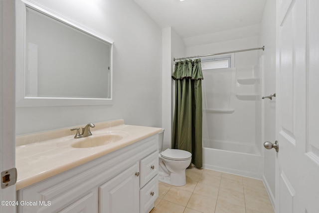 full bathroom featuring tile patterned flooring, vanity, shower / tub combo with curtain, and toilet