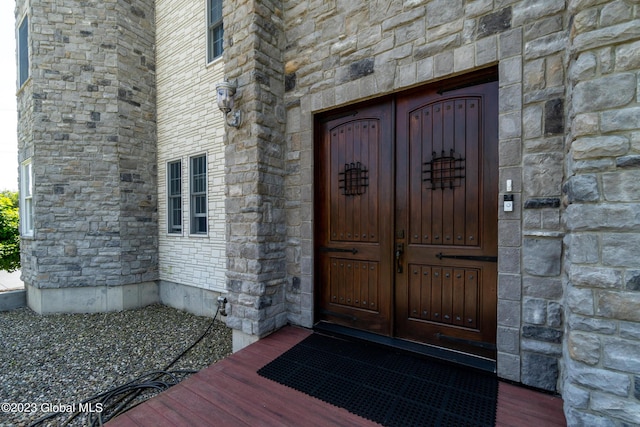 view of entrance to property