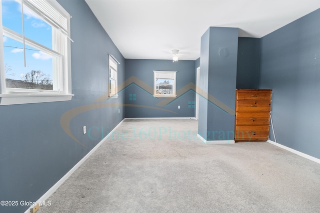 spare room with carpet flooring