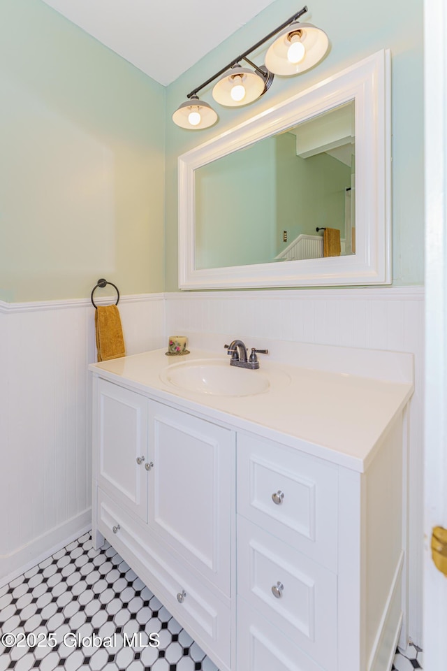 bathroom with vanity