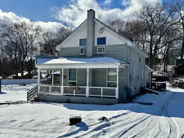 view of front of house with a porch