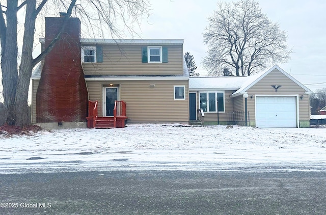 view of front facade with a garage