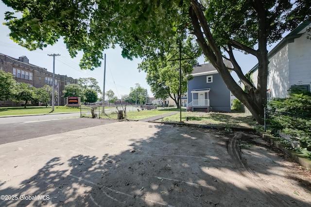 801 Holland Rd, Schenectady, NY 12303 - surrounding community