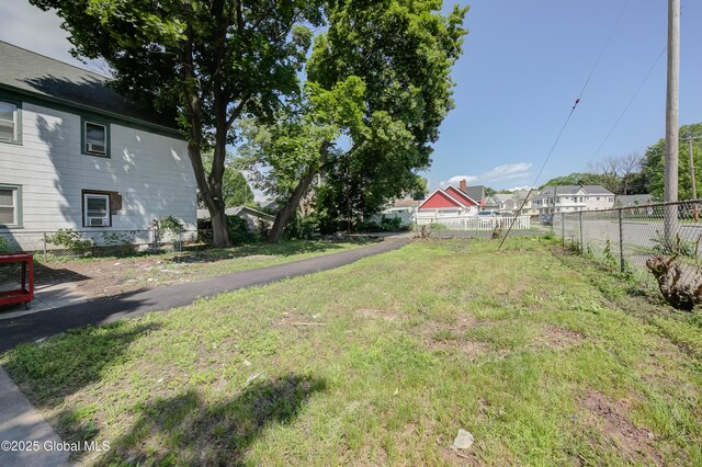 801 Holland Rd, Schenectady, NY 12303 - view of yard with a residential view