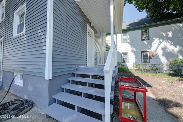 801 Holland Rd, Schenectady, NY 12303 - entrance to property