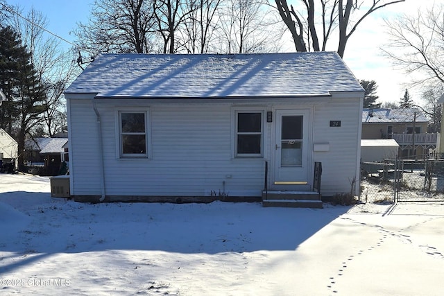 view of front of house