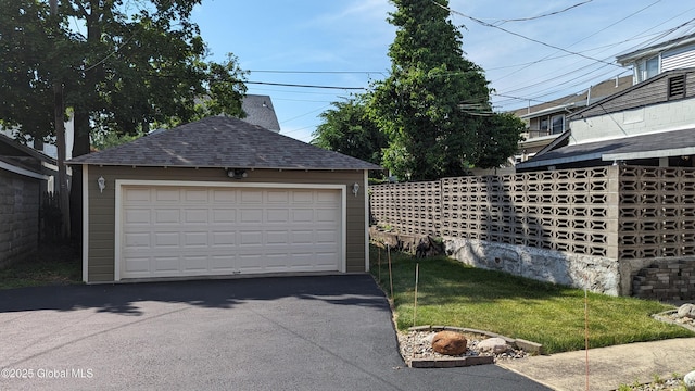 view of detached garage