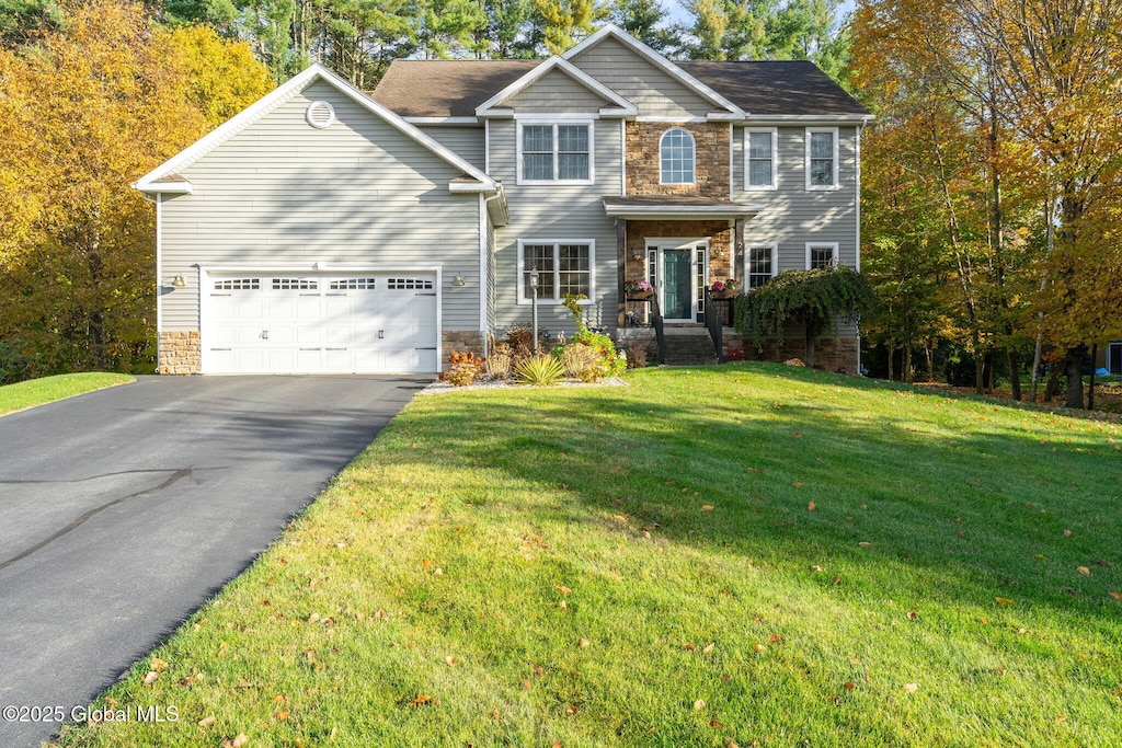 view of front of house with a front yard