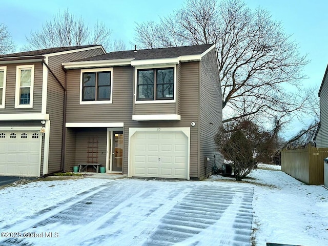 view of front facade featuring a garage