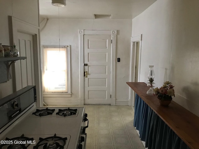 24 4th Ave, Gloversville, NY 12078 - view of doorway to outside