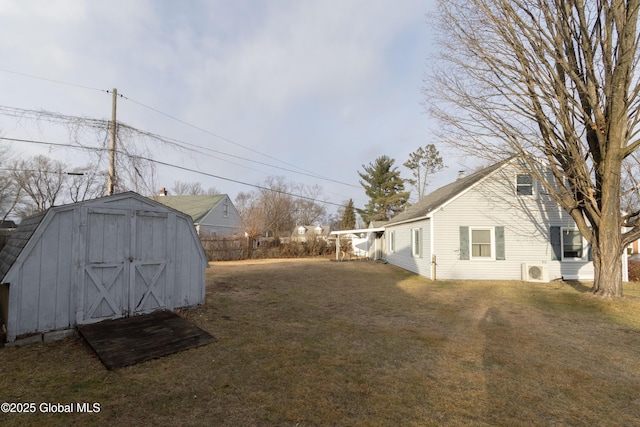 view of yard with a storage shed