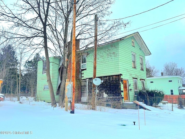 view of front of home