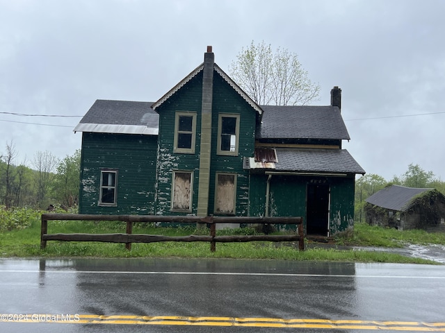 view of front of house