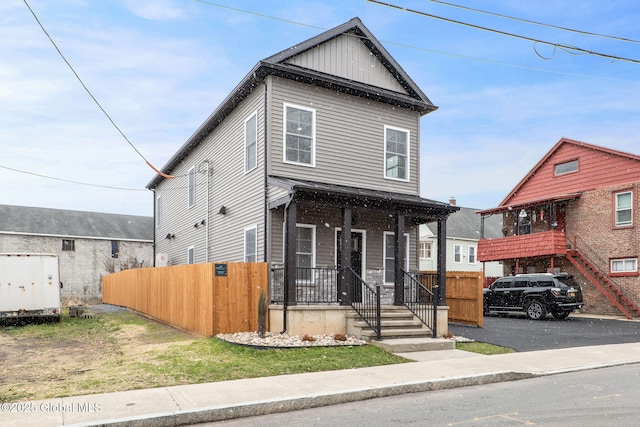 view of front of home with covered porch