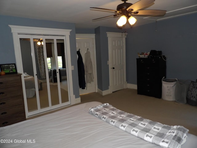 bedroom featuring ceiling fan