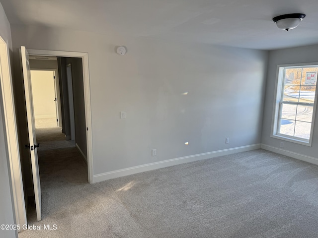 empty room with carpet