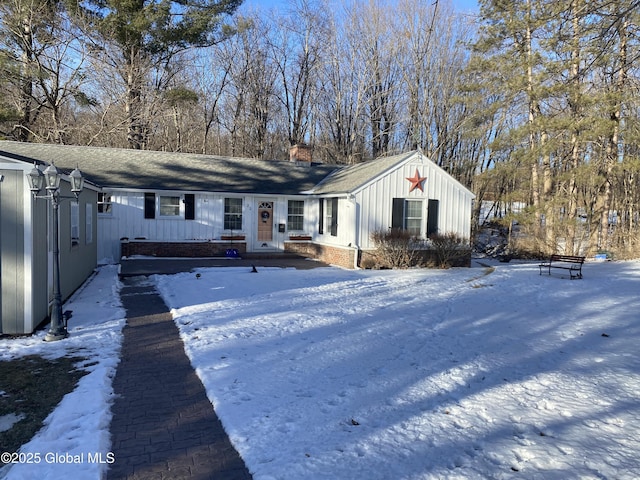 view of front of home