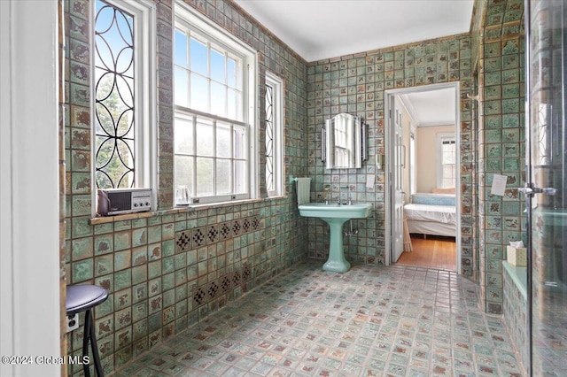 bathroom with crown molding