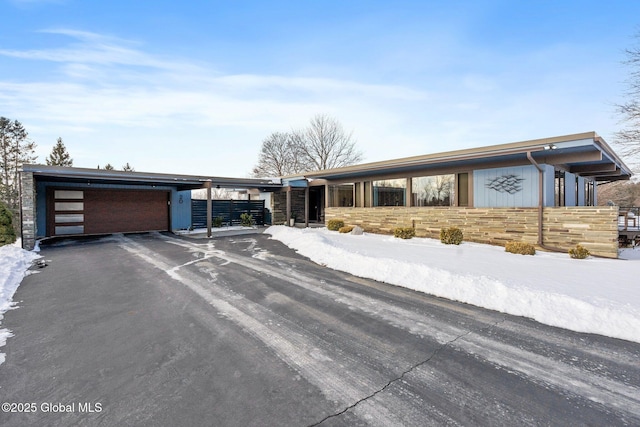 view of front of house featuring a garage