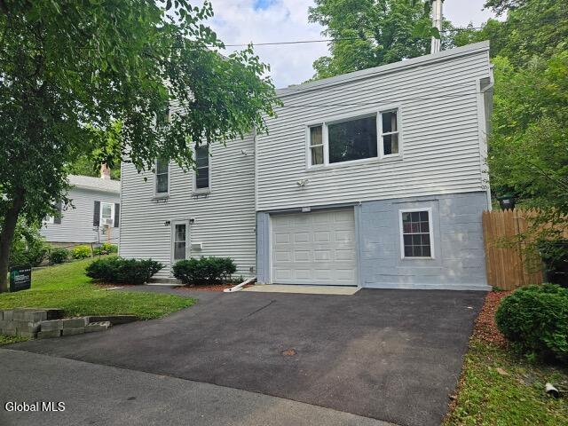 65 First St, Castleton-On-Hudson, NY 12033 - photo 4