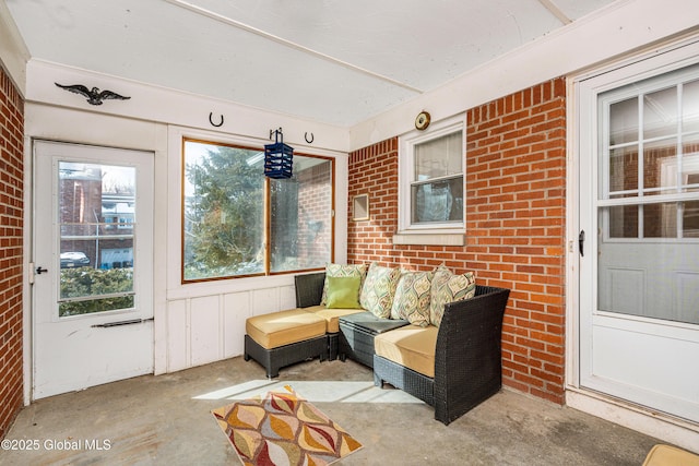 view of sunroom / solarium