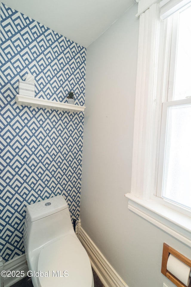 bathroom featuring toilet