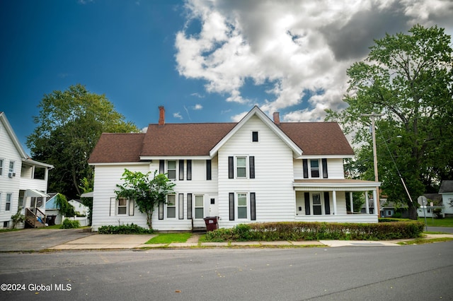 view of front of property with covered porch