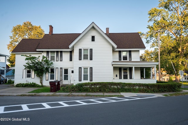 view of front of house