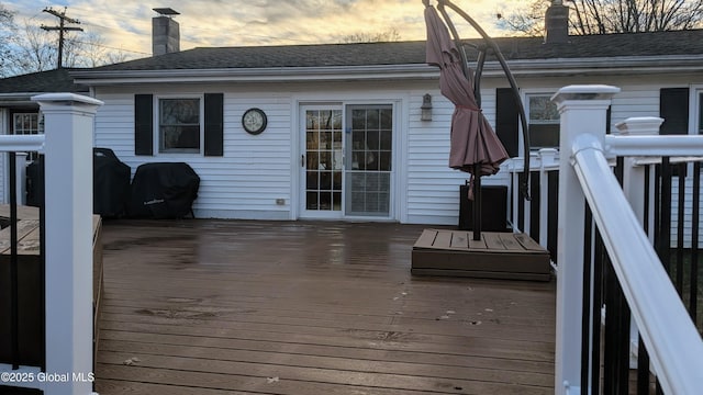 view of deck at dusk