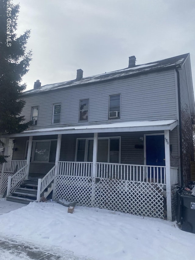 view of front of home featuring covered porch