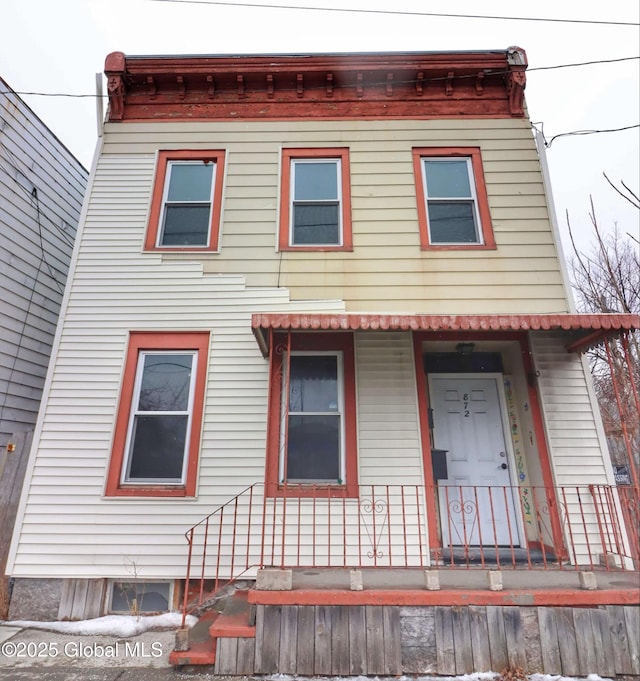 view of front of house featuring covered porch