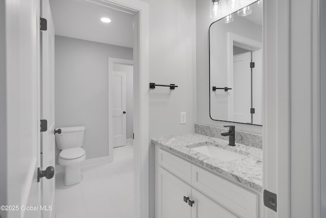 722 Swaggertown Rd, Glenville, NY 12302 - bathroom featuring vanity, toilet, baseboards, and recessed lighting