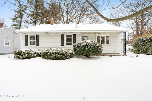 view of front of home