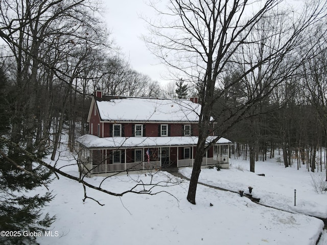 view of front facade featuring a porch