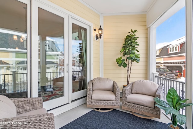 view of sunroom / solarium