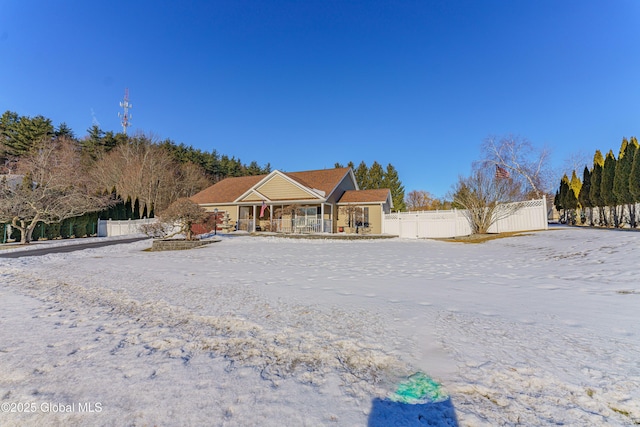 view of front of house