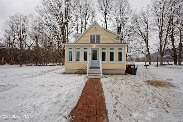 view of front of house with entry steps