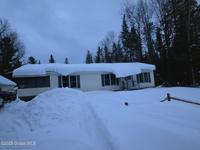 view of front of house