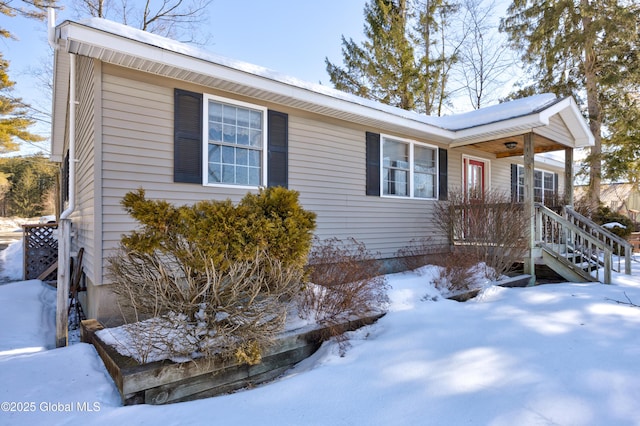 view of front of property with a porch